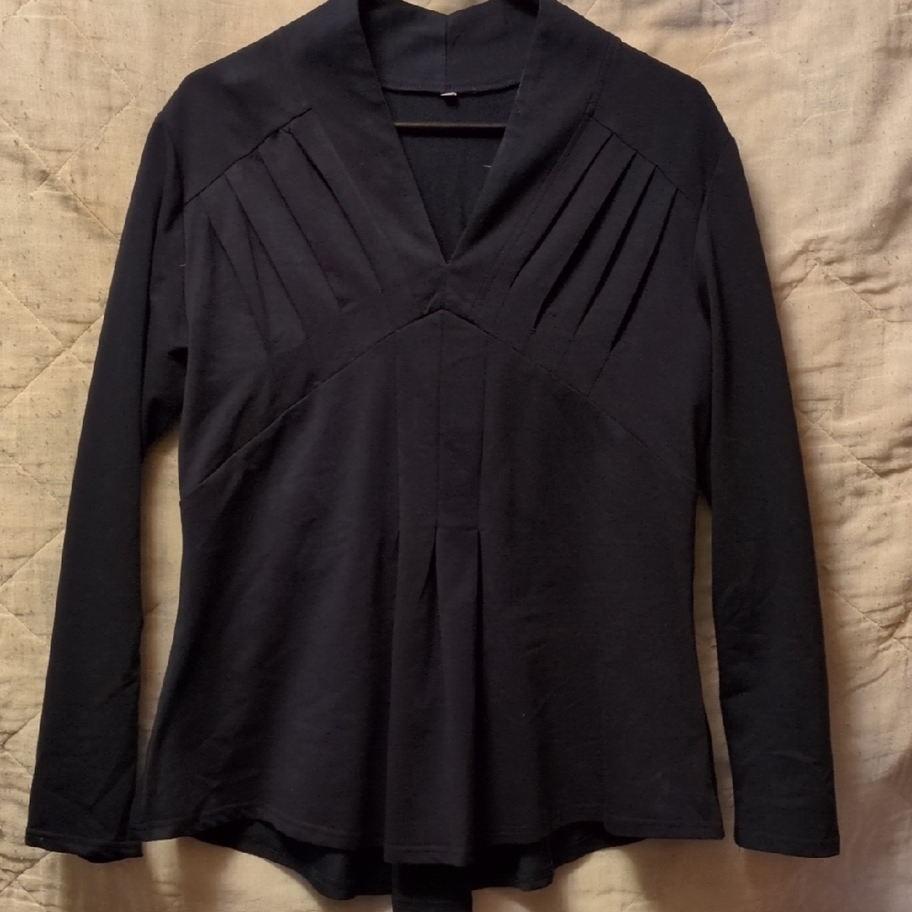 Elegant Black Women's Top Stretchy. Lovingly Used Twice
